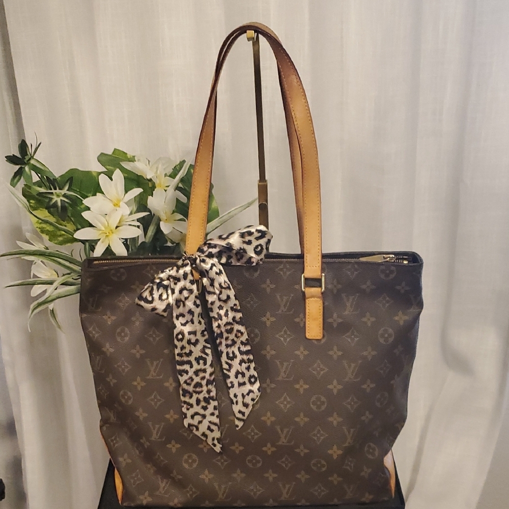 LV44- Louis Vuitton Cabas Mezzo Piano Tote